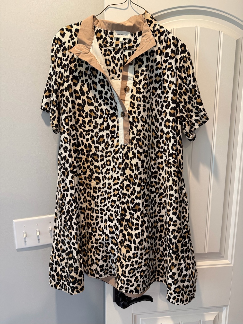 entro Leopard Print dress with Taupe Trim - Picture 1 of 5